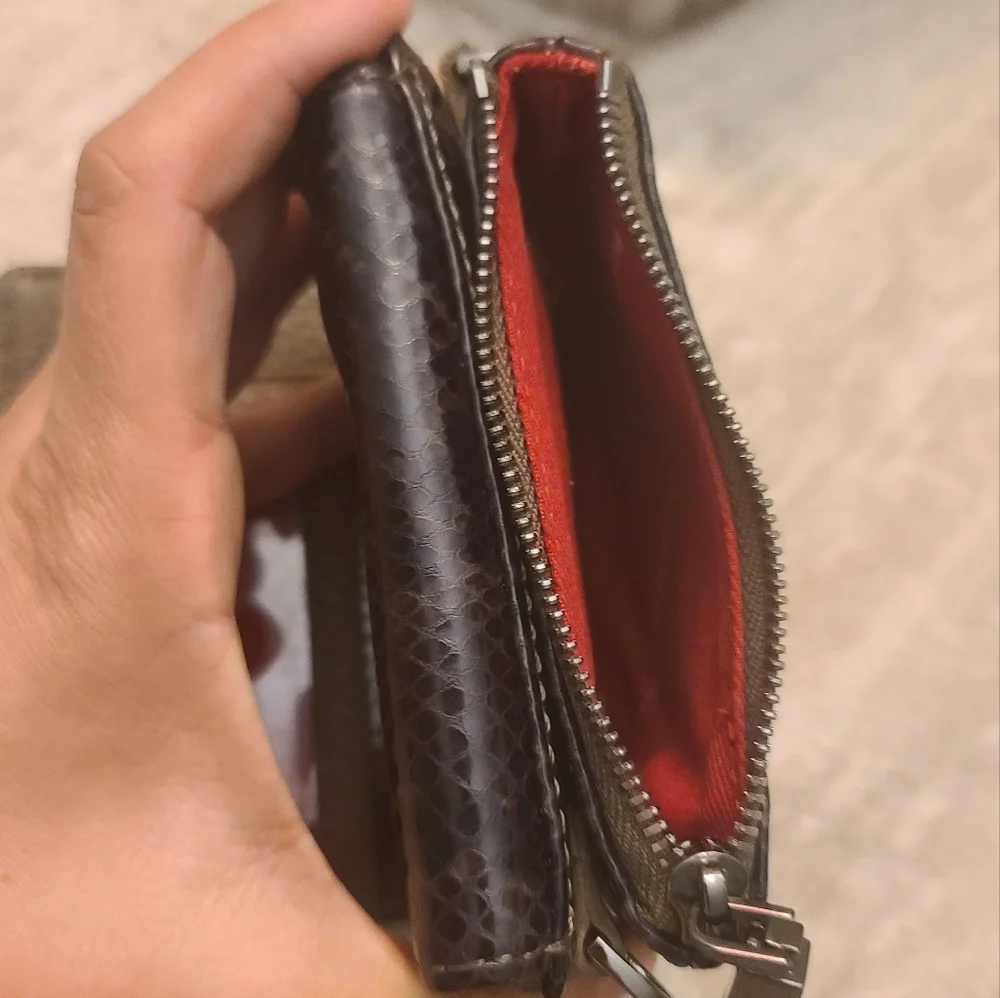 Hammitt Black Leather Trifold Wallet with Silver Hardware
